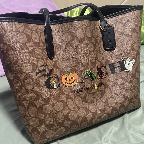 Coach City Tote Signature Canvas Limited Edition Halloween - Picture 2 of 2